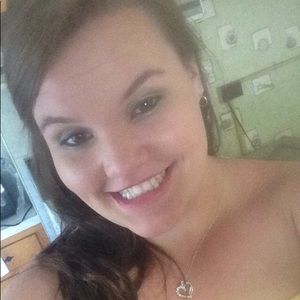 Meet your Posher, Shania